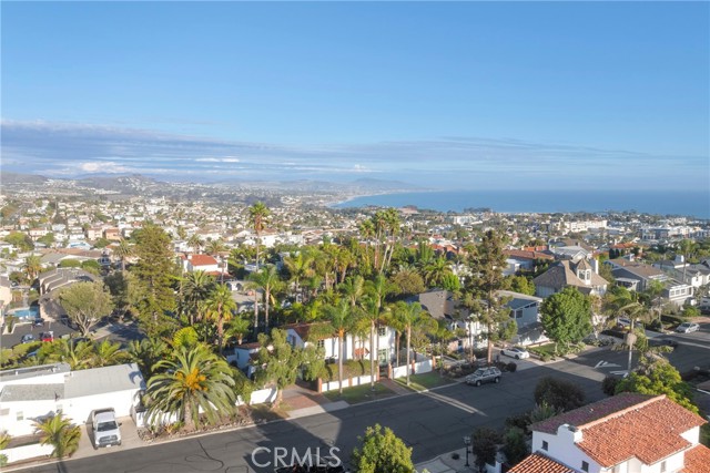 33792 Blue Lantern Street, Dana Point CA: https://media.crmls.org/medias/77e34310-62ba-4245-baa9-4bdbb986fe1d.jpg