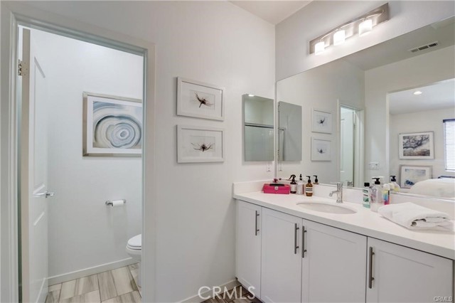 44 Hoya Street, Rancho Mission Viejo CA: https://media.crmls.org/medias/77e45456-393e-4c52-bfc6-b627431cbc97.jpg