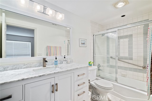 718 W 37th Street, San Pedro CA: https://media.crmls.org/medias/77e52513-6eb1-4b24-8200-69271578e912.jpg