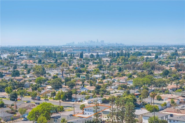 10004 Foster Road, Bellflower CA: https://media.crmls.org/medias/77e610e7-7fe5-4193-9051-9c902e459949.jpg