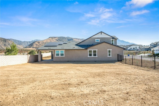 34524 Kadota Street, Yucaipa CA: https://media.crmls.org/medias/77e6d345-b7bd-44ab-be1a-de2322c012d6.jpg