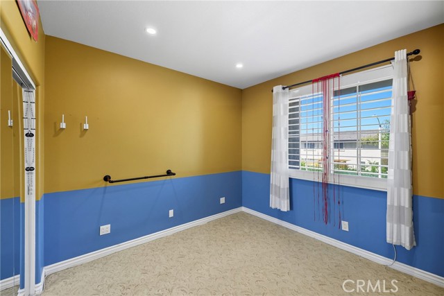 6528 University Way, Buena Park CA: https://media.crmls.org/medias/77e72a3a-9bdf-4552-b6f0-f0e729809a75.jpg