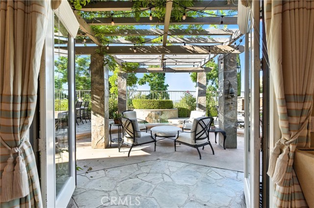 18 Asilomar Road, Laguna Niguel CA: https://media.crmls.org/medias/77e74806-c146-4315-8a6e-0403ec8a0daa.jpg