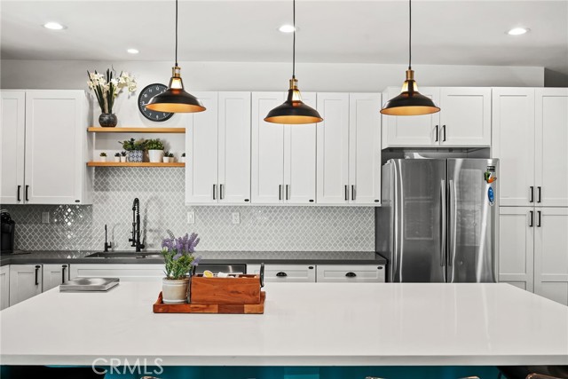 4941 Catamaran Street, Oxnard CA: https://media.crmls.org/medias/77e7889d-5a20-4625-bfa5-ae85b4b335d1.jpg