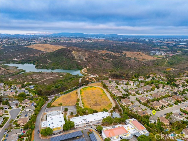 3669 Strata Drive, Carlsbad CA: https://media.crmls.org/medias/77e7cfff-4a2c-43b0-9177-9416767335c3.jpg