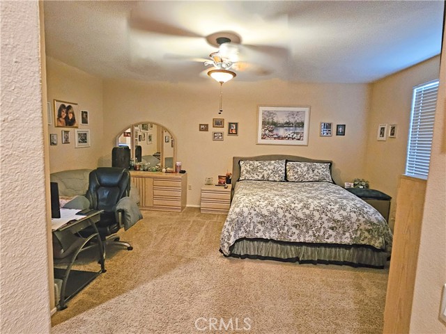 Detail Gallery Image 4 of 16 For 209 Furyk Way, Hemet,  CA 92545 - 2 Beds | 2 Baths