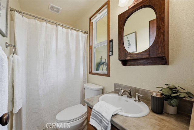 Detail Gallery Image 18 of 43 For 19879 Donkey Hill, Hidden Valley Lake,  CA 95467 - 3 Beds | 2 Baths