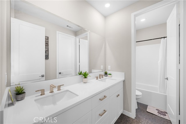 Detail Gallery Image 36 of 58 For 545 Serrano Summit Dr, Lake Forest,  CA 92630 - 5 Beds | 4 Baths