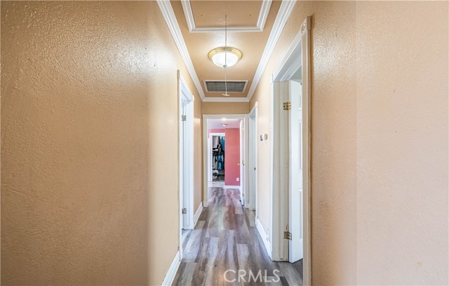 Detail Gallery Image 15 of 71 For 18501 Clarkdale Ave, Artesia,  CA 90701 - 7 Beds | 4 Baths