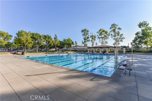 80 Great, Irvine CA: https://media.crmls.org/medias/77ea5a17-6450-450e-80bd-18c91c02d9a2.jpg