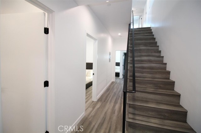 Detail Gallery Image 21 of 23 For 1416 S Cloverdale, Los Angeles,  CA 90019 - 3 Beds | 3 Baths