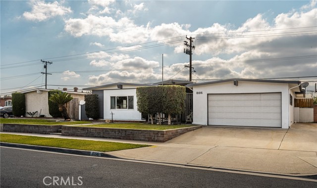 Detail Gallery Image 2 of 55 For 8196 Lime Cir, Buena Park,  CA 90620 - 4 Beds | 2 Baths