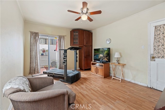 Image 64 of 73 For 4202 University