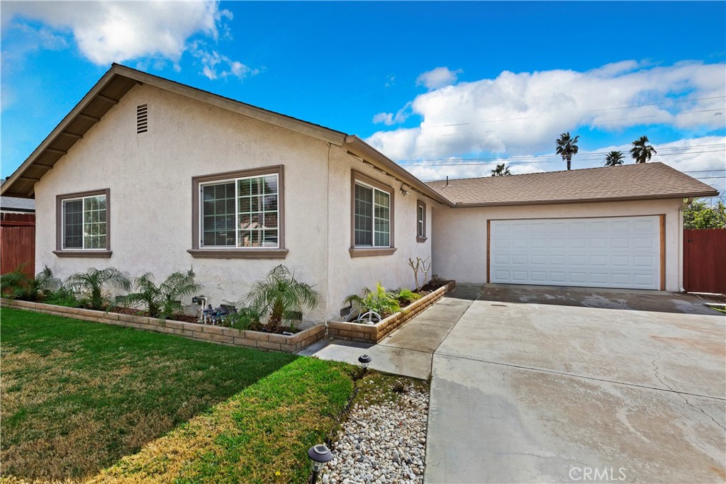 8538 San Vicente Avenue, Riverside, CA 92504