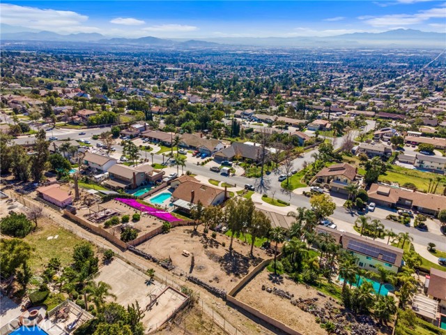 Detail Gallery Image 27 of 29 For 9620 Hidden Farm, Rancho Cucamonga,  CA 91737 - 4 Beds | 2 Baths