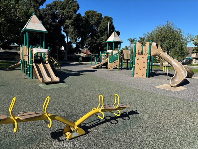 Detail Gallery Image 64 of 66 For 9702 Juanita, Cypress,  CA 90630 - 4 Beds | 2/1 Baths