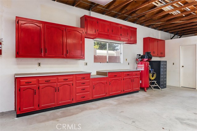 Detail Gallery Image 7 of 43 For 1519 Old Stage St, Bakersfield,  CA 93312 - 4 Beds | 2/1 Baths