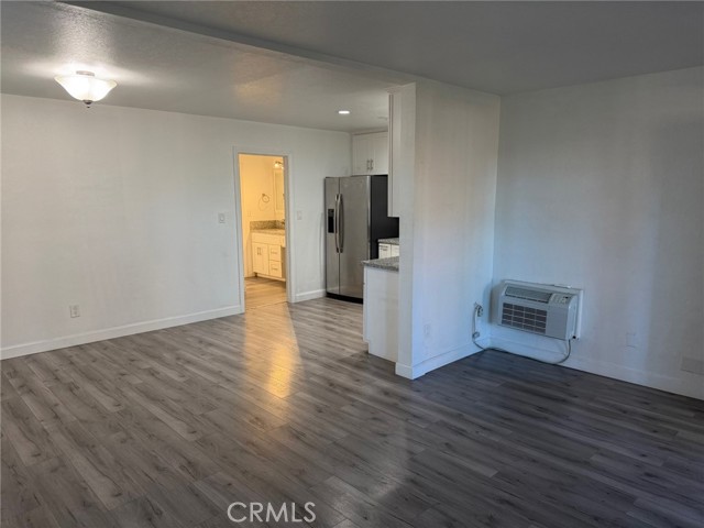 Detail Gallery Image 2 of 11 For 1010 W Macarthur Bld #147,  Santa Ana,  CA 92707 - 1 Beds | 1 Baths