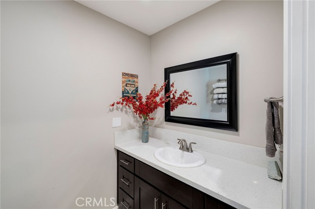 2905 Magnolia Avenue, Long Beach CA: https://media.crmls.org/medias/77ef76b6-36f9-4ea9-8389-1ee32e5a9f3e.jpg