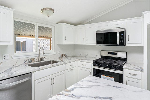 Detail Gallery Image 14 of 58 For 4 Dove Ct, Paso Robles,  CA 93446 - 2 Beds | 2 Baths