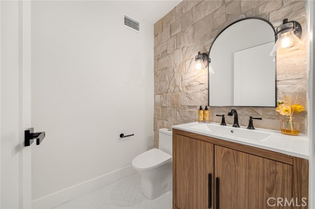 24362 Via Santa Clara, Mission Viejo CA: https://media.crmls.org/medias/77efc57f-8aca-419c-8426-1d5b4f0c6e9e.jpg