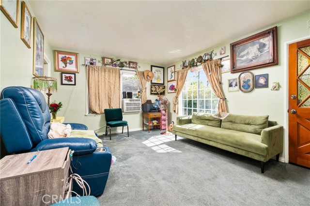 Detail Gallery Image 6 of 45 For 757 E Bonnie Brae, Ontario,  CA 91764 - 2 Beds | 1 Baths