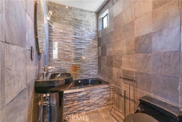 1419 Angelus Avenue, Los Angeles CA: https://media.crmls.org/medias/77f079ae-0854-4629-80b2-22545f59a391.jpg