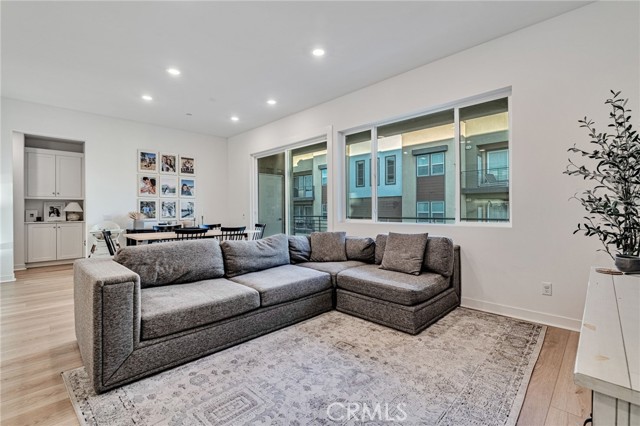 Detail Gallery Image 6 of 34 For 26958 Sandbar Willow Pl #205,  Valencia,  CA 91355 - 3 Beds | 2 Baths