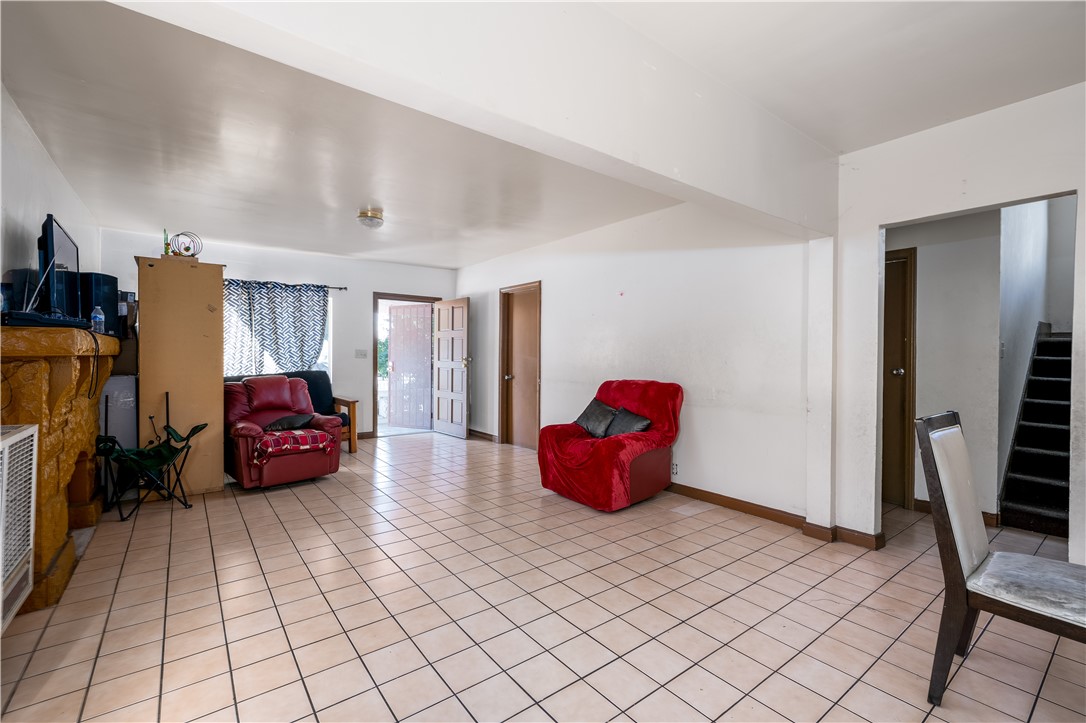 Image 3 for 1399 W 39th St, Los Angeles, CA 90062