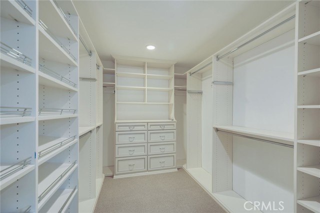 21192 Richmond Circle, Huntington Beach CA: https://media.crmls.org/medias/77f1ab14-9b7f-44ec-912b-83feb80c23ac.jpg