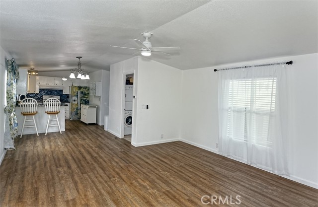 Detail Gallery Image 3 of 27 For 2727 Pacific St #78,  Highland,  CA 92346 - 3 Beds | 2 Baths