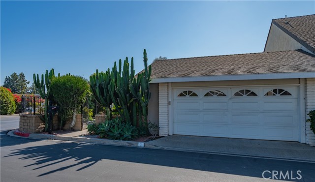 Detail Gallery Image 3 of 21 For 1 Pandora, Irvine,  CA 92604 - 3 Beds | 2 Baths