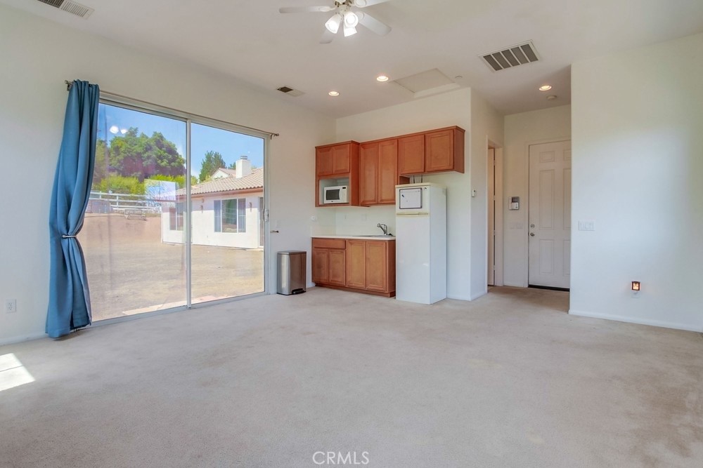 MLS #OC25182167 img 46