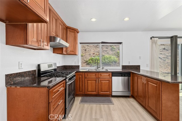 1837 E Lainie Street, West Covina CA: https://media.crmls.org/medias/77f368a2-44cc-4678-b801-d0190368ac14.jpg