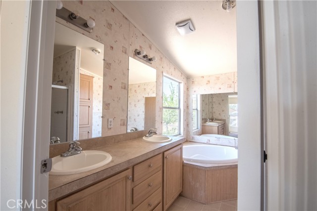 Detail Gallery Image 9 of 16 For 6386 Del Monte, Yucca Valley,  CA 92284 - 4 Beds | 2 Baths