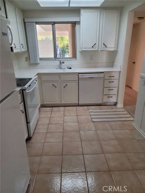 Detail Gallery Image 19 of 19 For 2403 via Mariposa 3a,  Laguna Woods,  CA 92637 - 3 Beds | 2 Baths