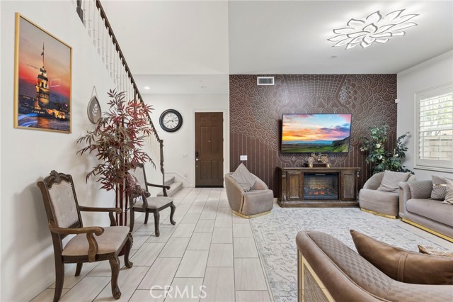 155 Bryce Run, Lake Forest CA: https://media.crmls.org/medias/77f47c75-1117-494f-bdce-34ee25d8155d.jpg