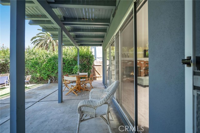 168 Vista Del Parque, Redondo Beach, California 90277, 6 Bedrooms Bedrooms, ,3 BathroomsBathrooms,Residential,Sold,Vista Del Parque,PV22188074