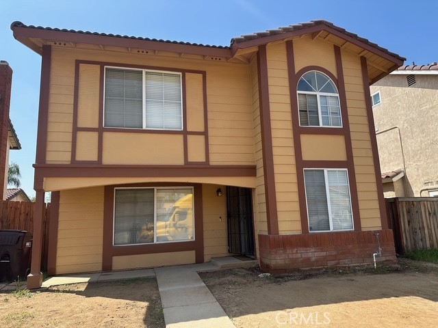 Detail Gallery Image 1 of 24 For 23587 Parkland Ave, Moreno Valley,  CA 92557 - 3 Beds | 2/1 Baths