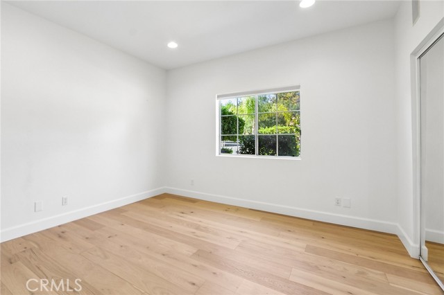 22501 Marilla Street photo 36