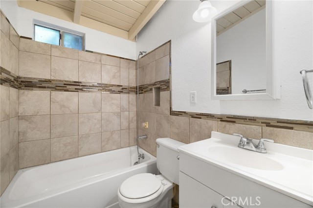 609 S Lassen Street, Willows CA: https://media.crmls.org/medias/77f7188a-d42e-4077-a8a4-aa39cd19861c.jpg