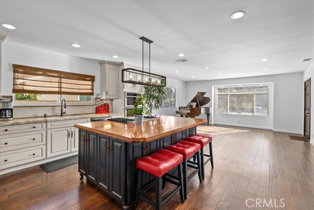 2407 Hawkins Avenue, Redondo Beach, California 90278, 4 Bedrooms Bedrooms, ,2 BathroomsBathrooms,Residential,Sold,Hawkins Avenue,SB22014736