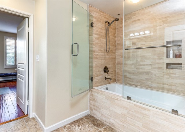 Detail Gallery Image 13 of 30 For 3221 Watermarke Pl, Irvine,  CA 92612 - 2 Beds | 2 Baths