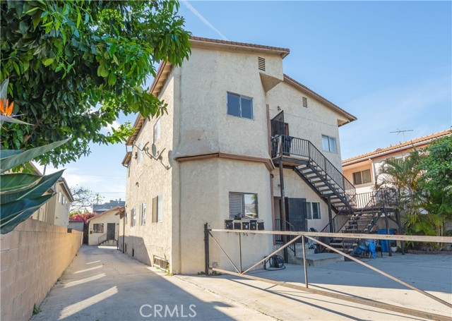 Front Image Thumbnail for CRSR26043486