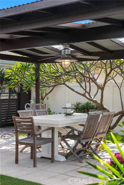 4203 Calle Mayo, San Clemente CA: https://media.crmls.org/medias/77f95618-8a2b-4c78-b9c0-45c8ac3777aa.jpg
