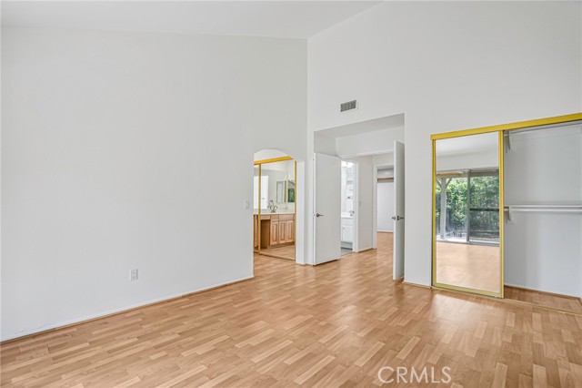 Detail Gallery Image 9 of 27 For 8308 Lakeside Dr, Jurupa Valley,  CA 92509 - 3 Beds | 2 Baths