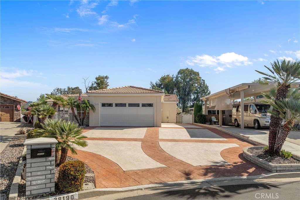 38190 Camino Cinife