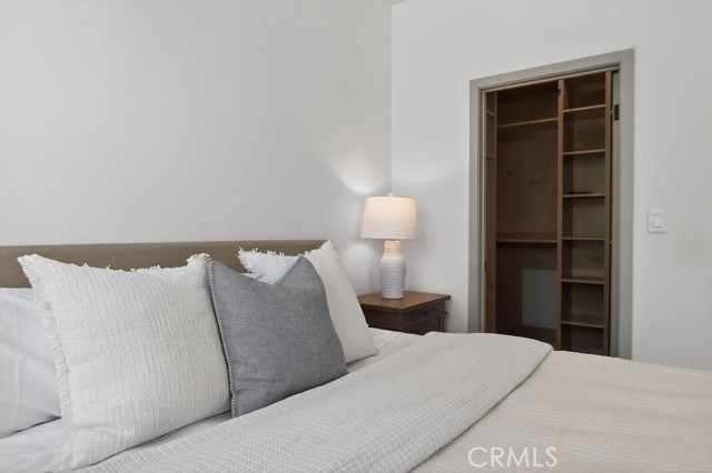 Detail Gallery Image 32 of 63 For 15540 Colorado Ave, Paramount,  CA 90723 - 6 Beds | 4 Baths