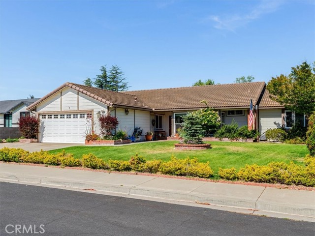 5435 Del Norte Way, Santa Maria CA: https://media.crmls.org/medias/77fbd045-4839-4683-87ab-ec3cc0c5f33b.jpg