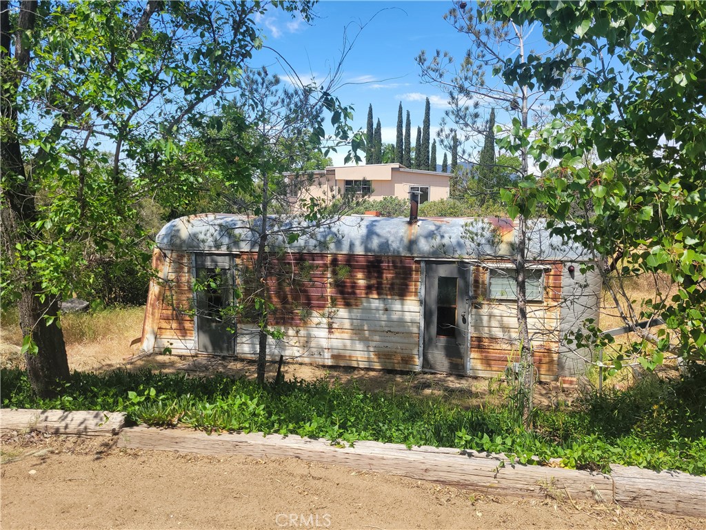 56400 Lubo Trail
